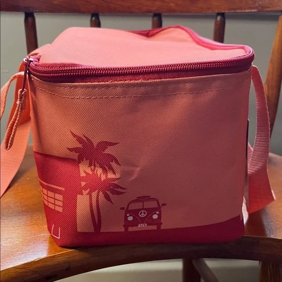 NWT Trader Joe’s Mini Insulated Lunch Bag – Salmon Pink - Picture 5 of 10